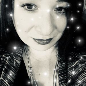 Meet your Posher, De-anna